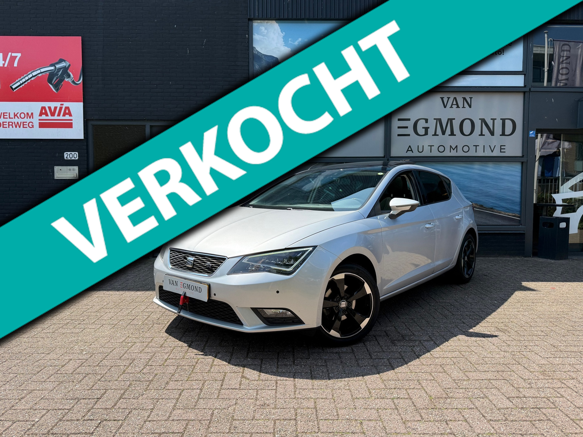 SEAT Leon 1.2 TSI Style Business 45653003-0.jpg | Van Egmond Automotive