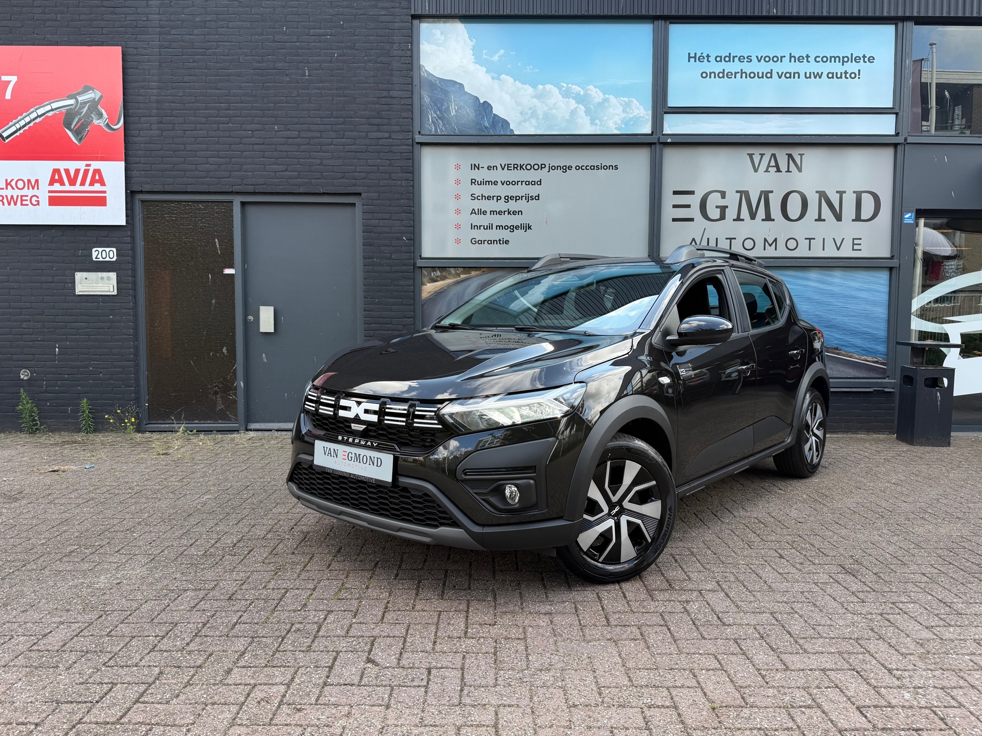 Dacia Sandero Stepway 1.0 TCe 90 Extreme 46561467-0.jpg | Van Egmond Automotive