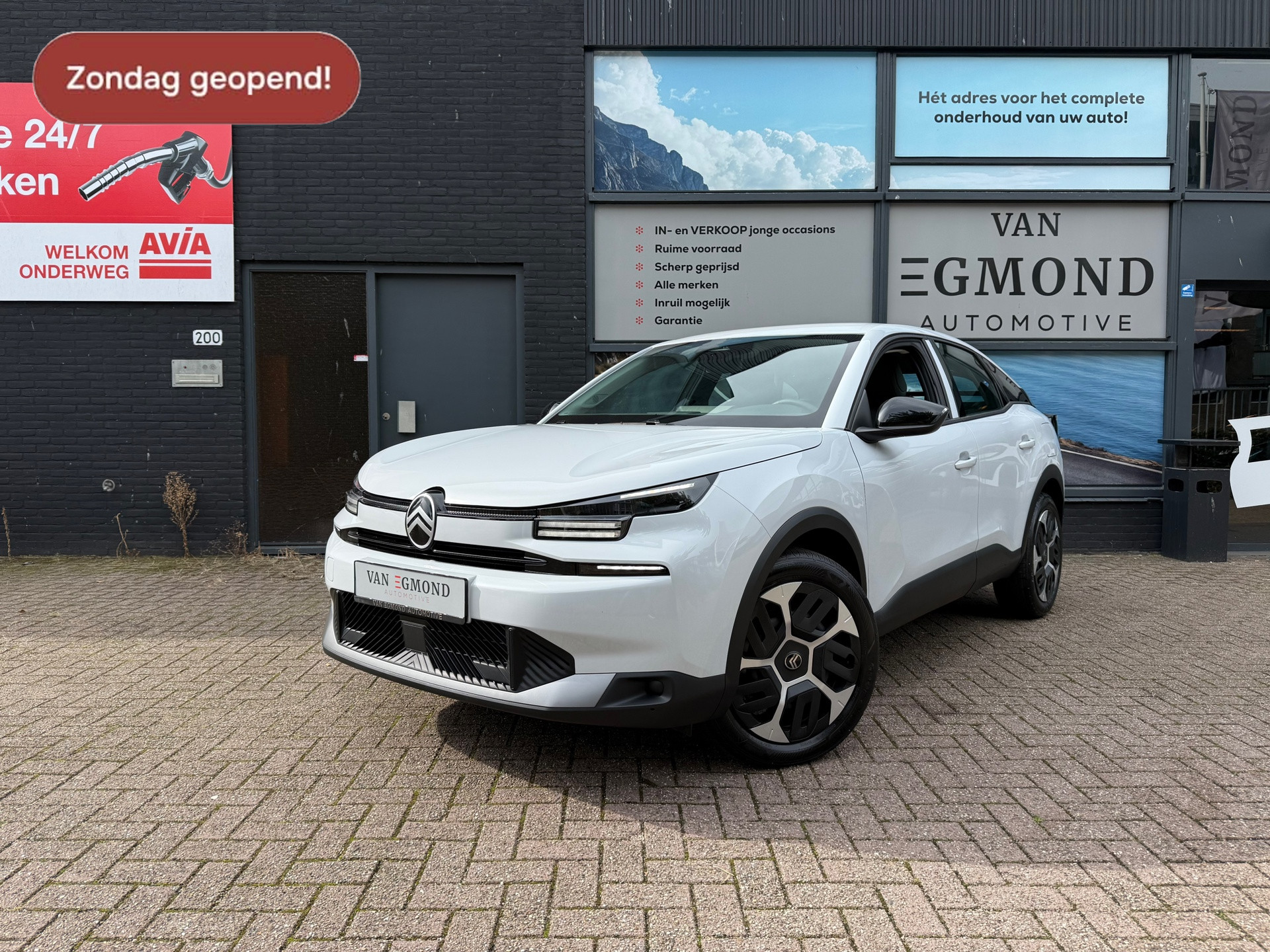 Citroën C4 1.2 Hybrid 145pk Plus 47508759-0.jpg | Van Egmond Automotive