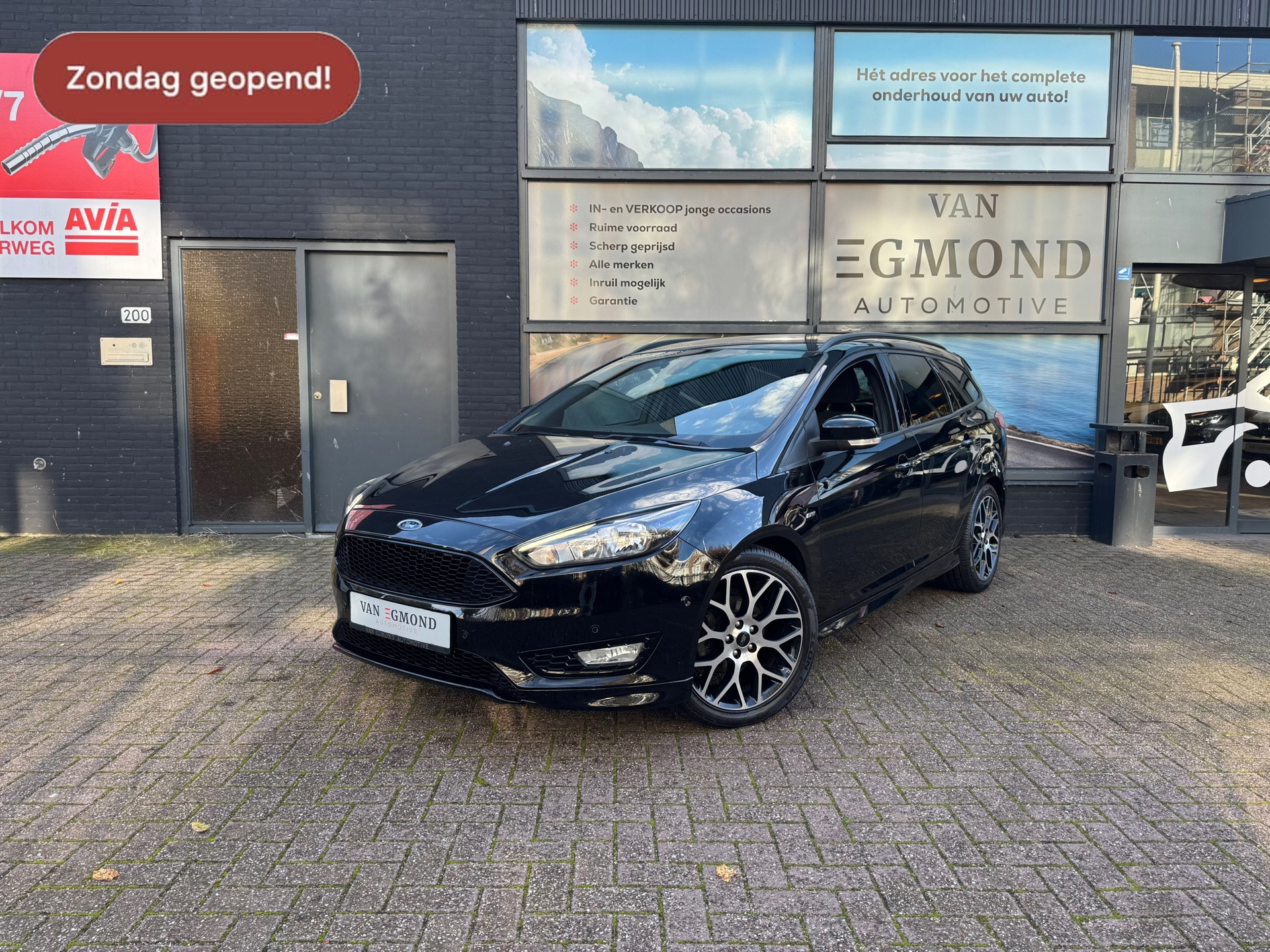 Ford Focus Wagon 1.0 EcoBoost ST Line Business 48561919-0.jpg | Van Egmond Automotive