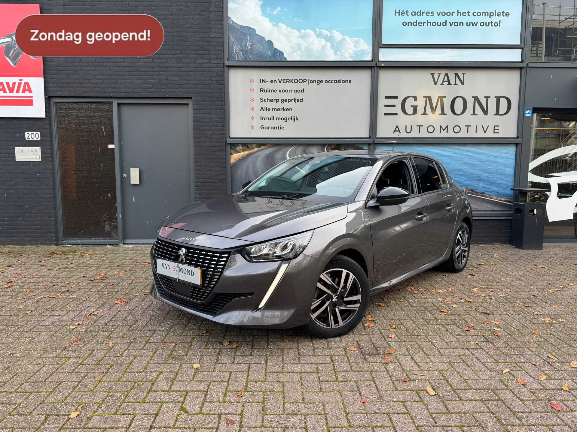 Peugeot 208 1.2 PureTech 100 Allure 49045414-0.jpg | Van Egmond Automotive