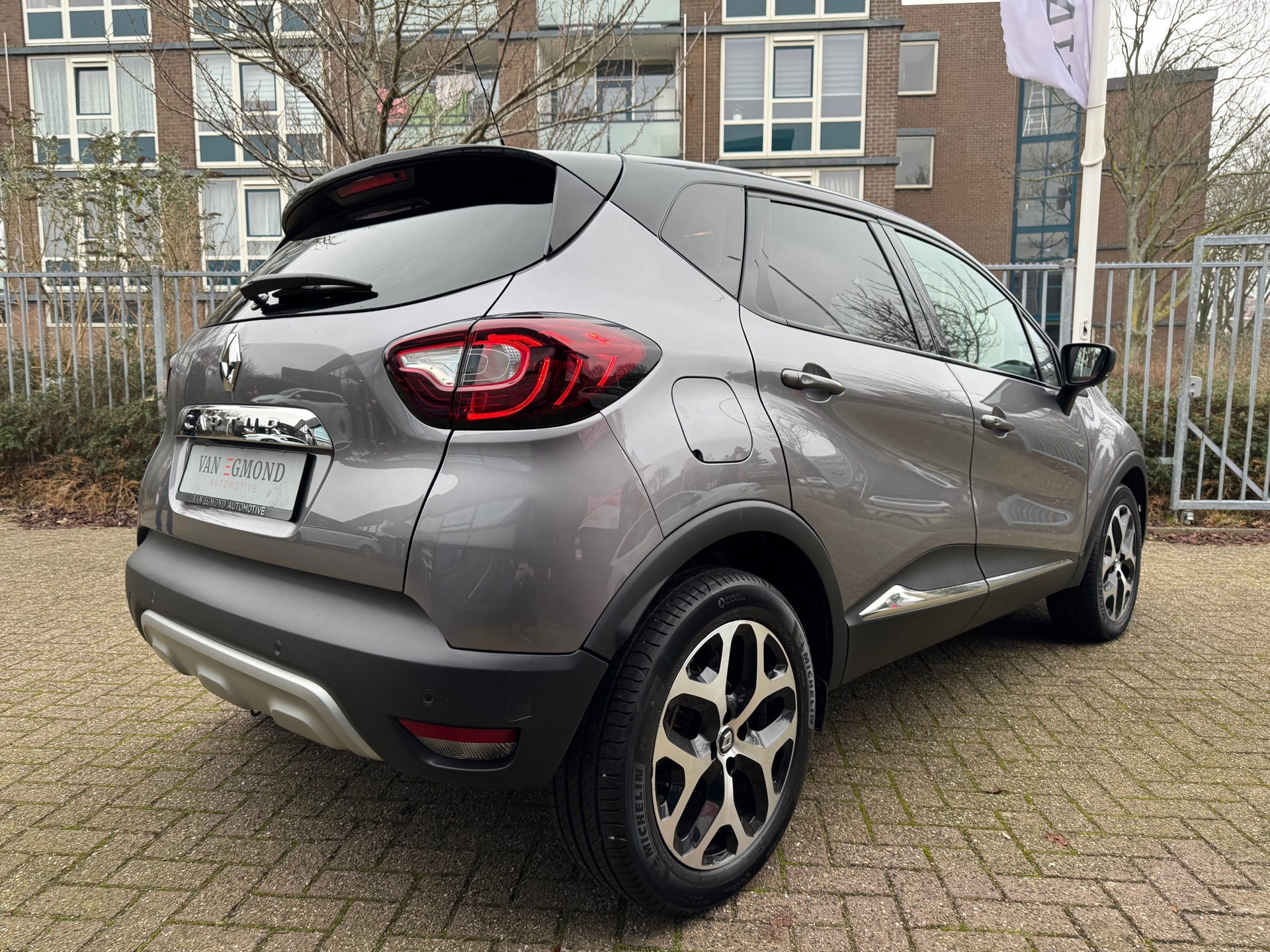Renault Captur 1.2 TCe Intens 49992266-3.jpg | Van Egmond Automotive