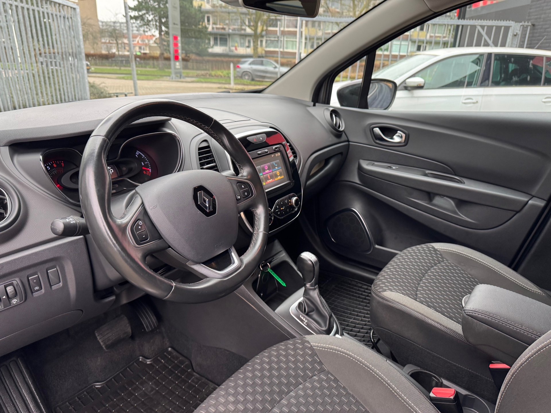 Renault Captur 1.2 TCe Intens 49992266-6.jpg | Van Egmond Automotive