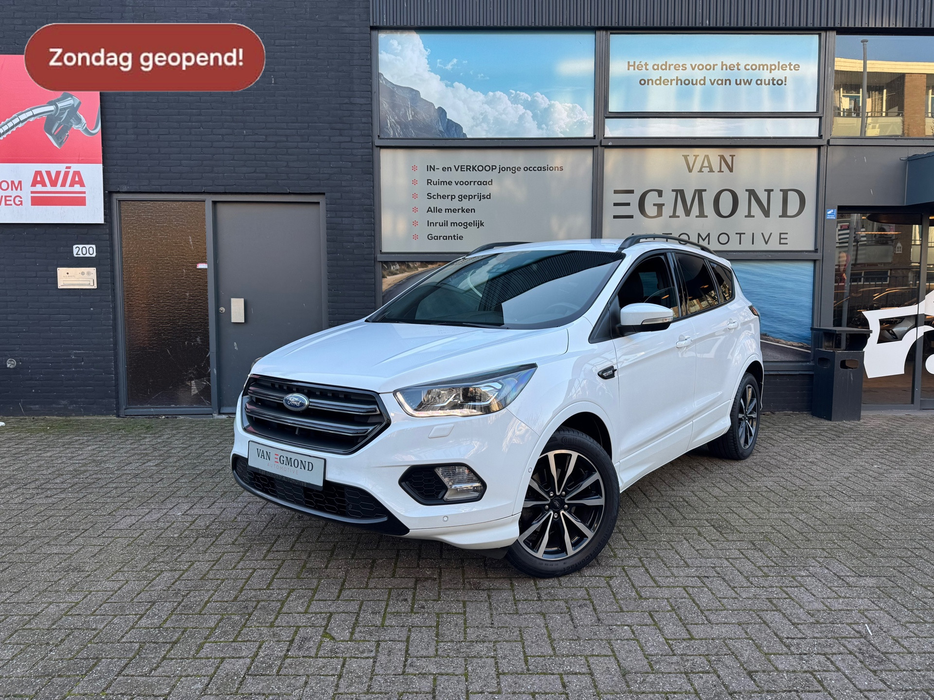 Ford Kuga 1.5 EcoBoost ST Line 50319221-0.jpg | Van Egmond Automotive