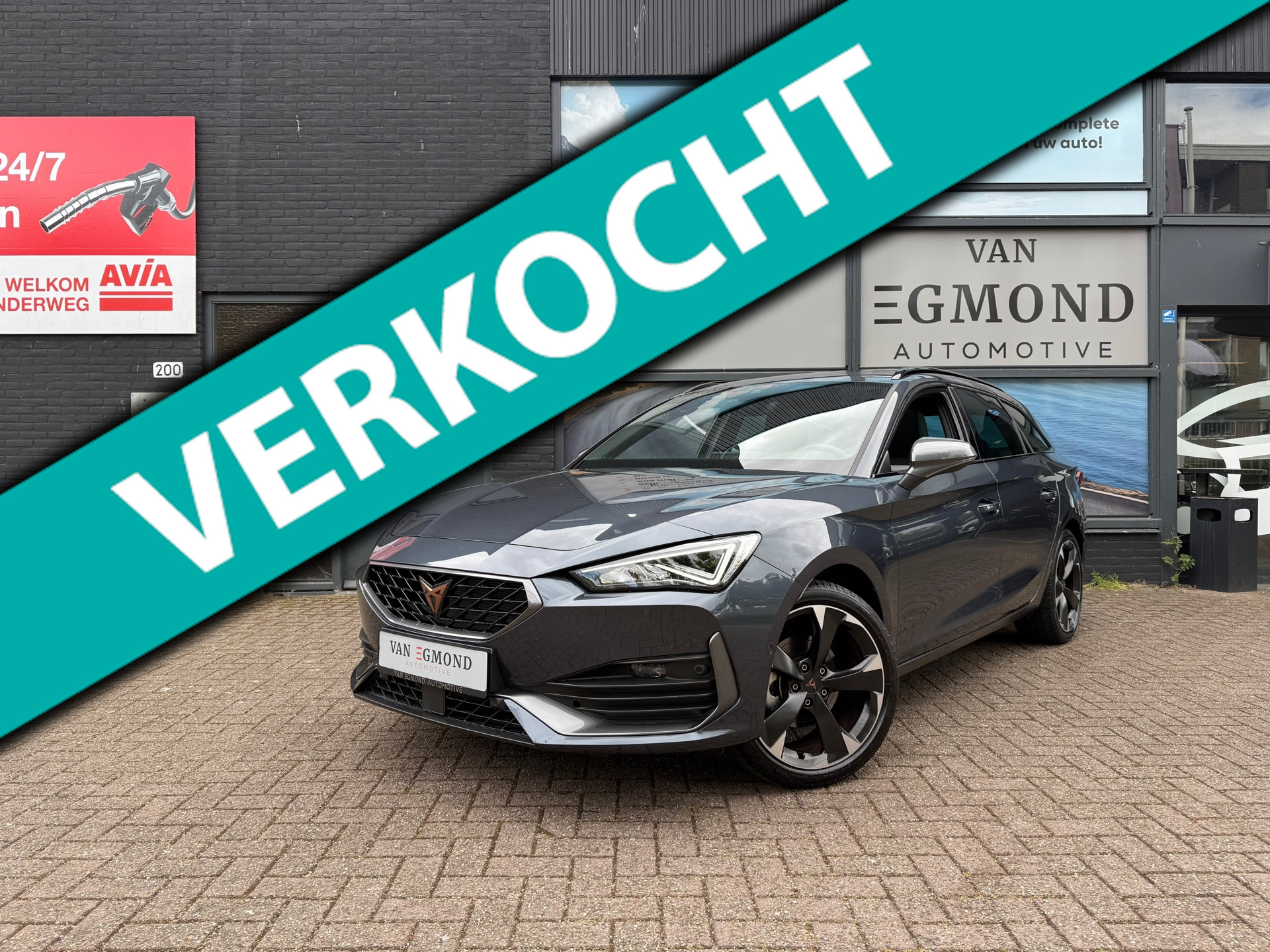 CUPRA Leon Sportstourer 1.5 eTSI Business Edition Plus 45197833-0.jpg | Van Egmond Automotive