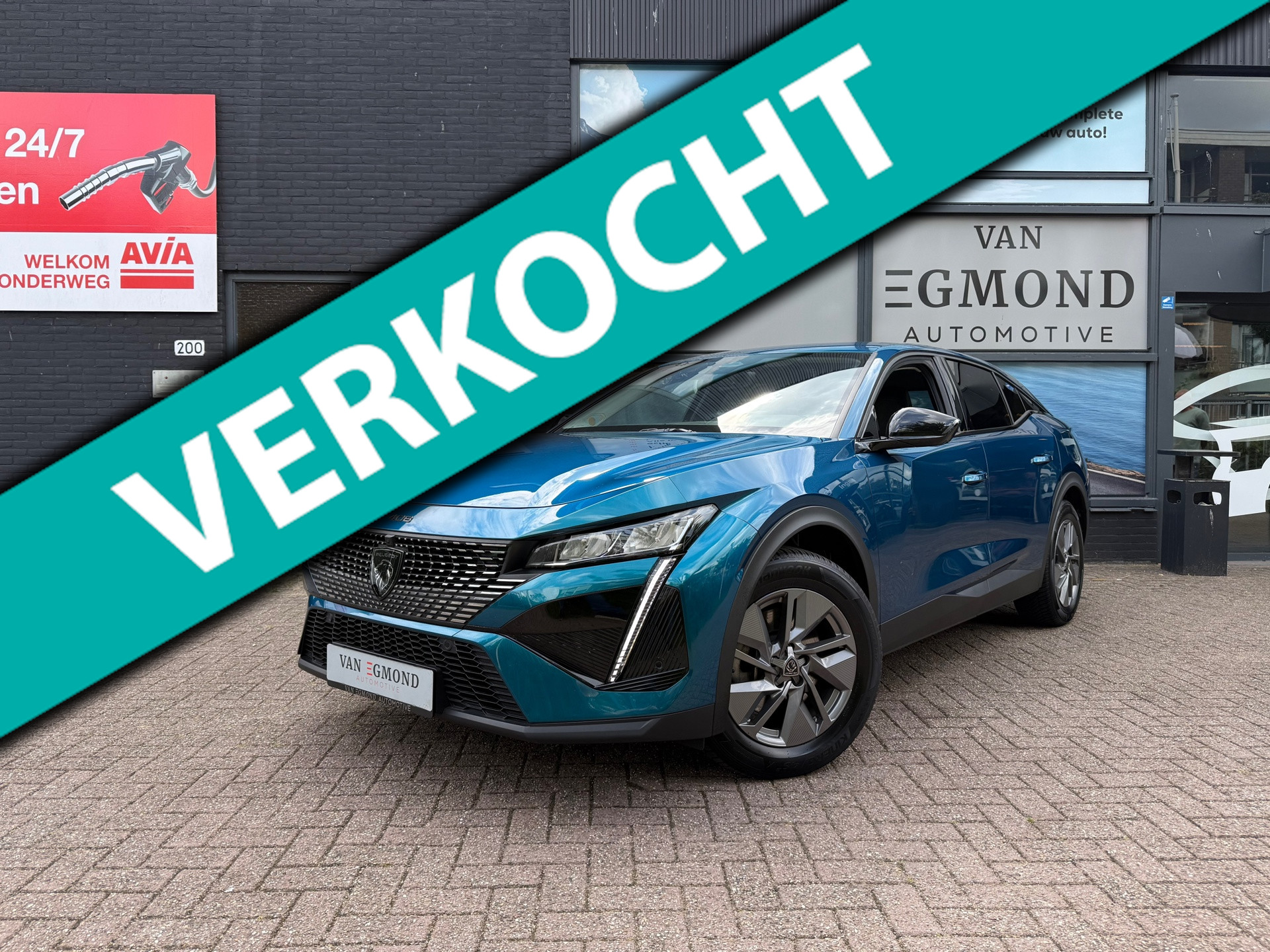 Peugeot 408 1.6 HYbrid Allure 180pk Plug-in 46920126-0.jpg | Van Egmond Automotive