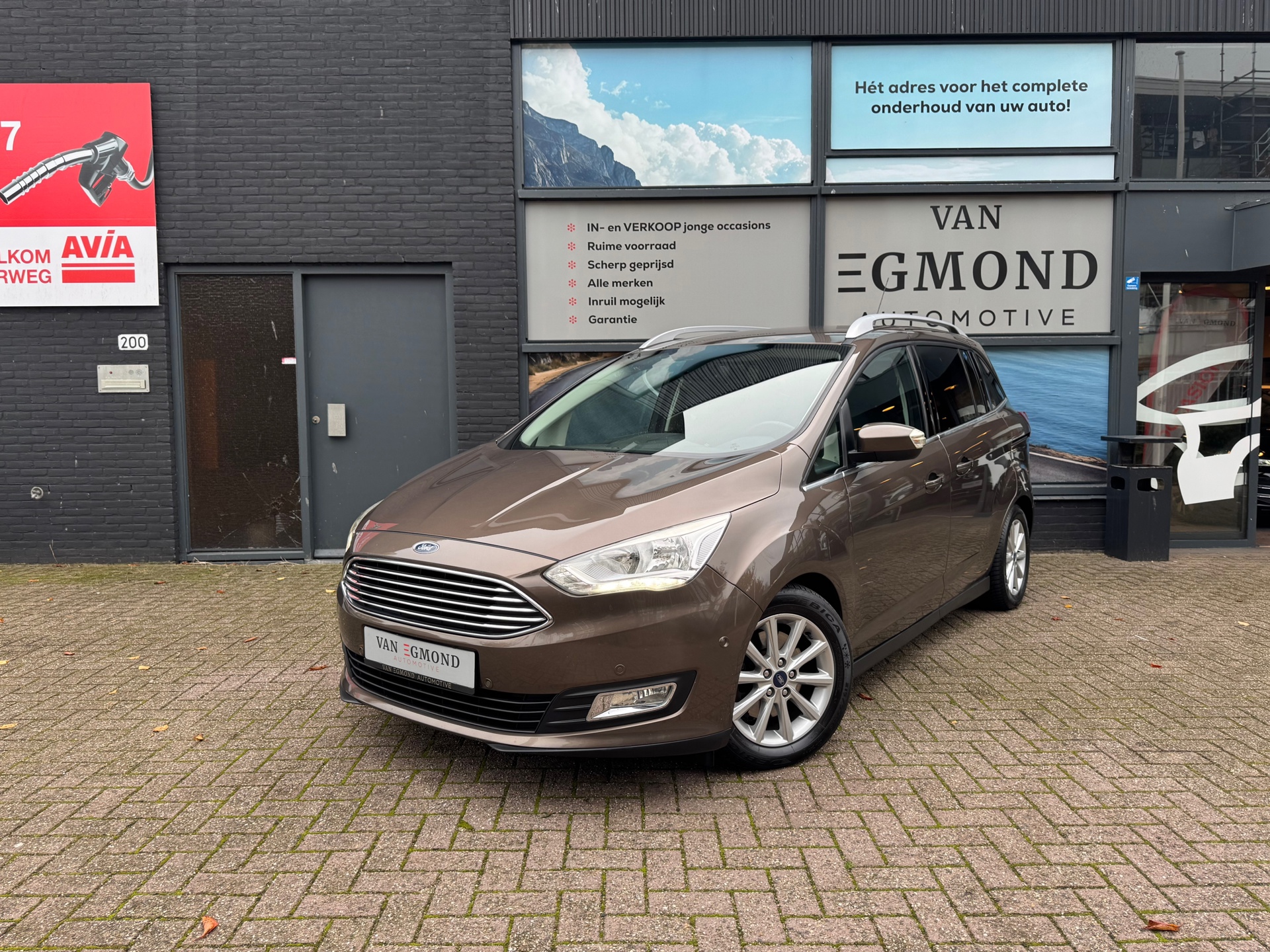 Ford Grand C-Max 1.0 Titanium 48806776-0.jpg | Van Egmond Automotive