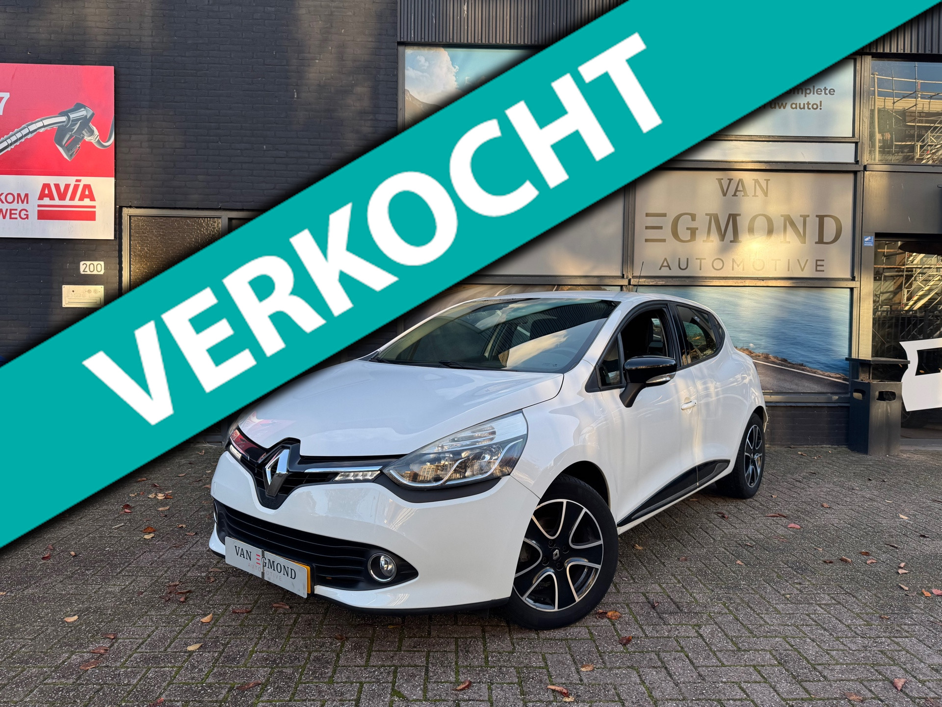 Renault Clio 0.9 TCe Dynamique 48885809-0.jpg | Van Egmond Automotive