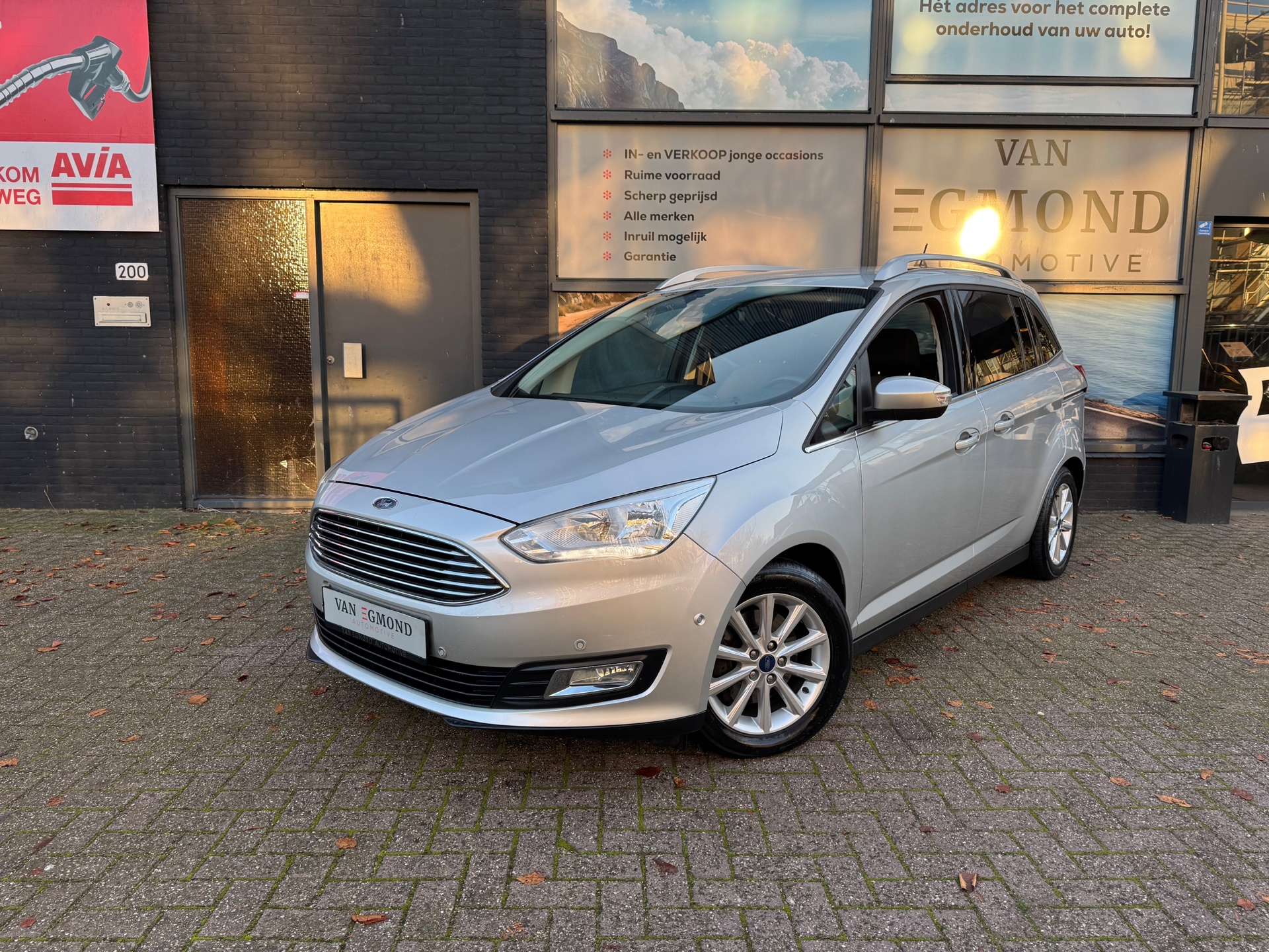Ford Grand C-Max 1.0 Titanium 49089266-0.jpg | Van Egmond Automotive